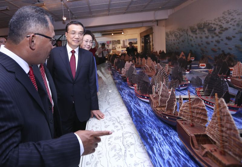 李克強(qiáng)參觀馬六甲鄭和文化館祥解“和”引共鳴