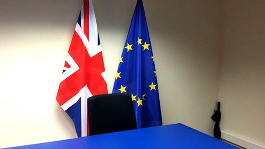 英媒：英國或遲至2019年底才啟動(dòng)脫歐程序